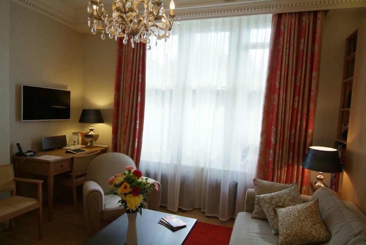 Chelsea: Exceptional 1Br W/Views Of The River Thames & Battersea Park Londres Exterior foto